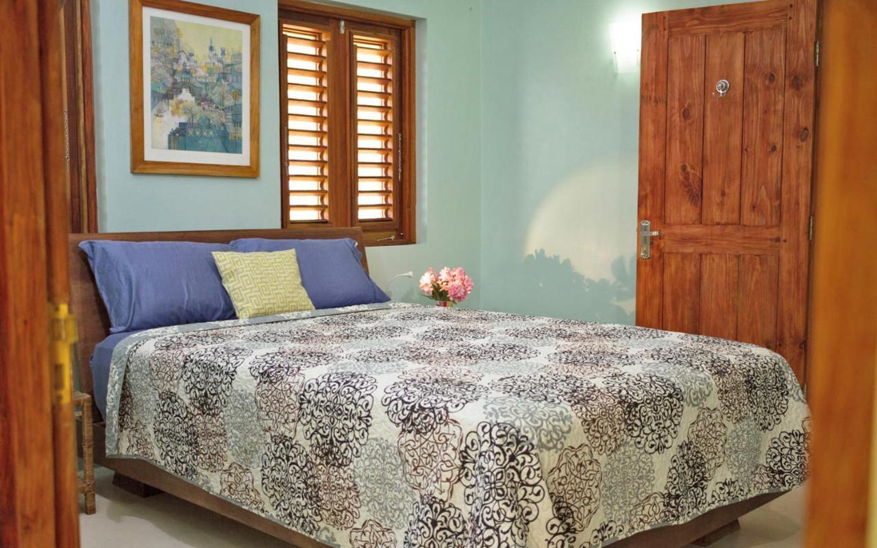 Jakes Hotel เทรเชอร์ บีช ภายนอก รูปภาพ