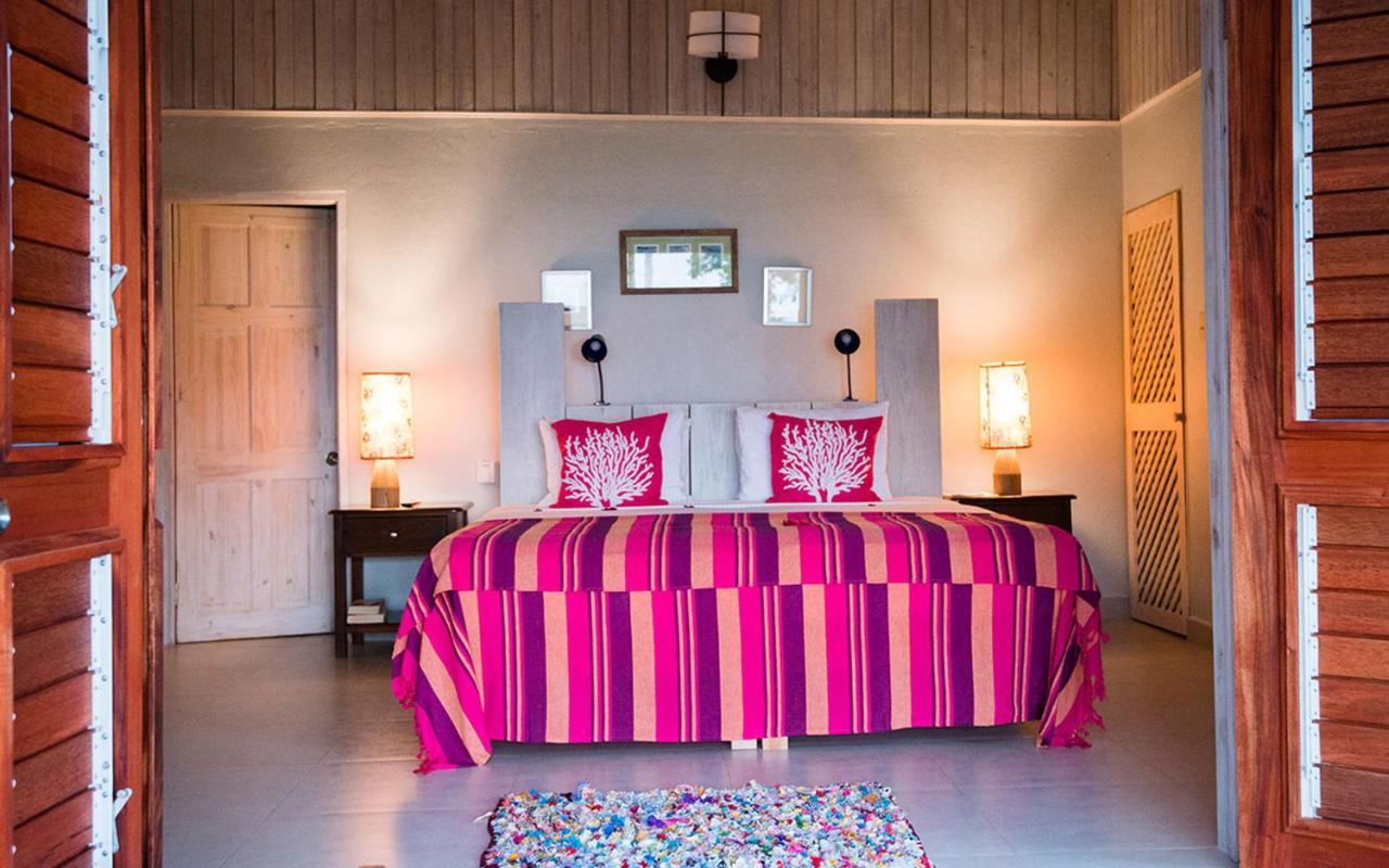 Jakes Hotel เทรเชอร์ บีช ภายนอก รูปภาพ
