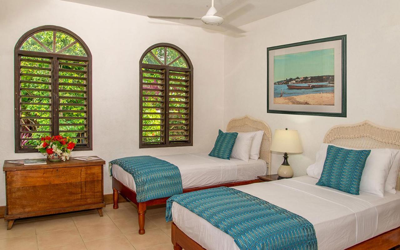 Jakes Hotel เทรเชอร์ บีช ภายนอก รูปภาพ